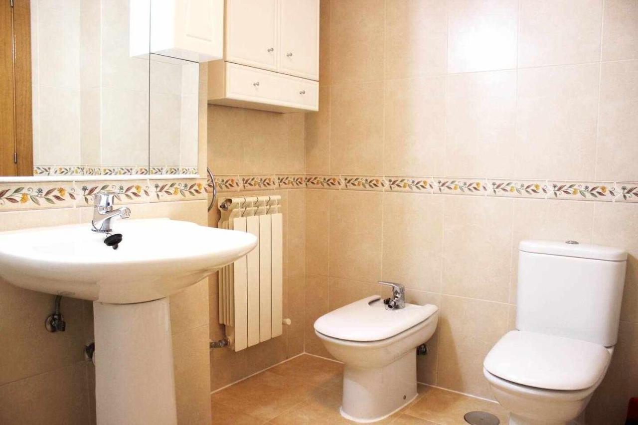 Apartamento Piso En A 2km Casco Histórico Desayuno Inc *